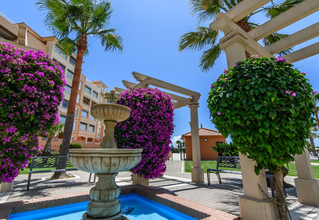 Appartement in Isla Canela - Las Arenas - Haraganes Beach HLHA69P12