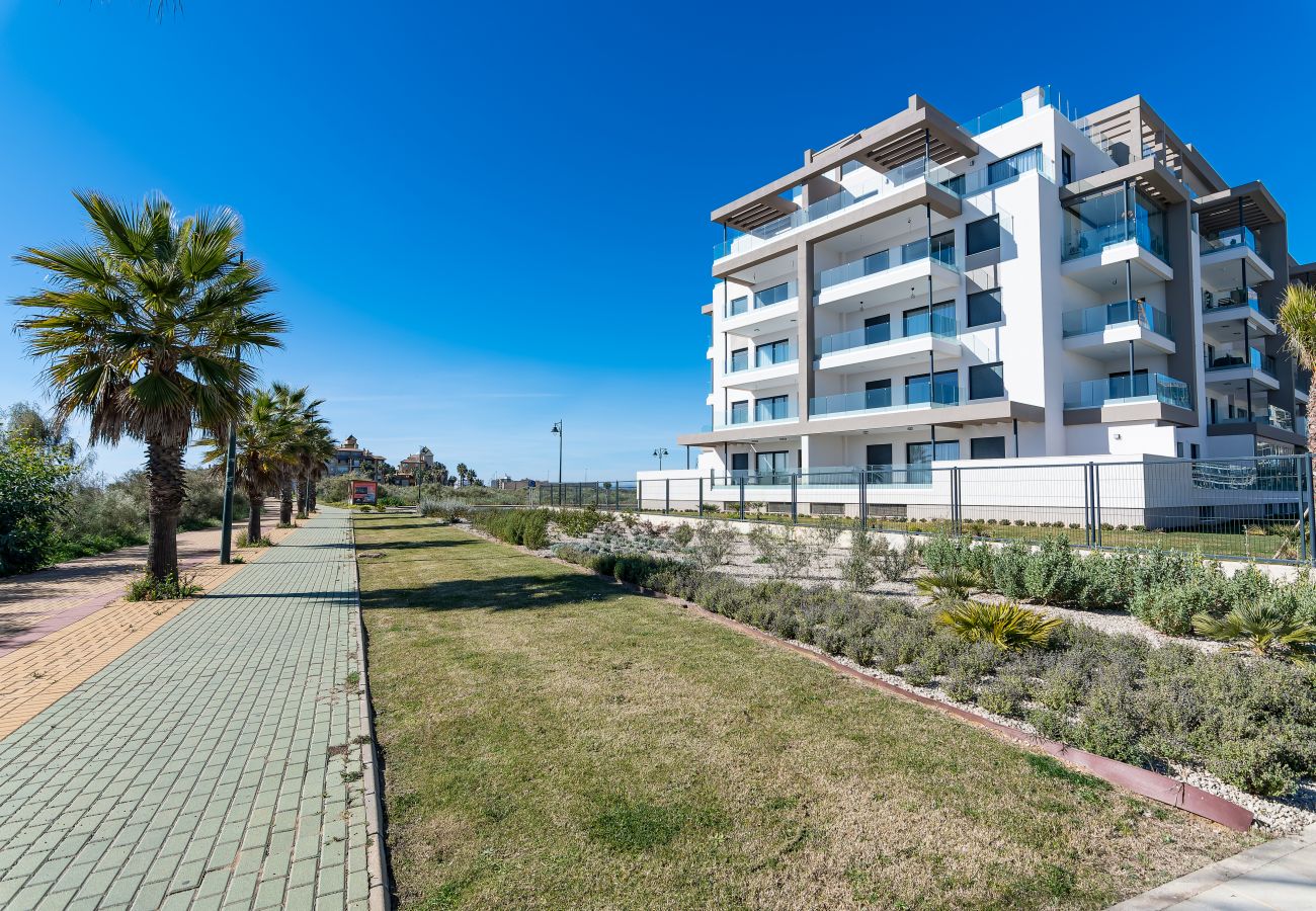 Appartement in Isla Canela - Los Flamencos by Ĥ - Haraganes Beach HLHF4203PE56