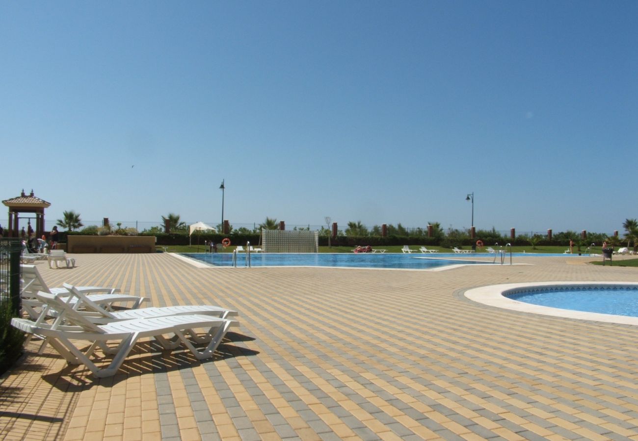 Appartement in Isla Canela - Los Cisnes - Haraganes Beach HLHC202P259