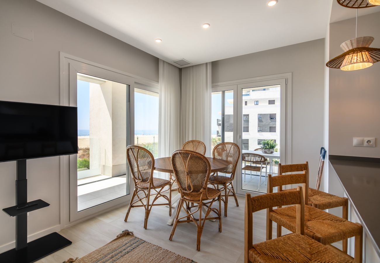 Appartement in Isla Canela - Los Camaleones - Playa de los Haraganes HLHC1203P17