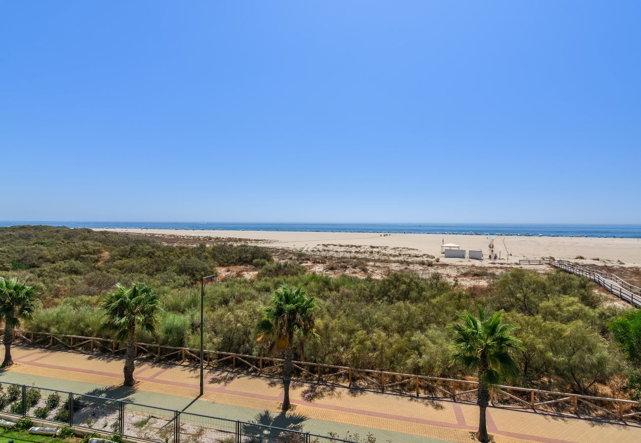 Appartement in Isla Canela - Los Camaleones - Playa de los Haraganes HLHC1203P17