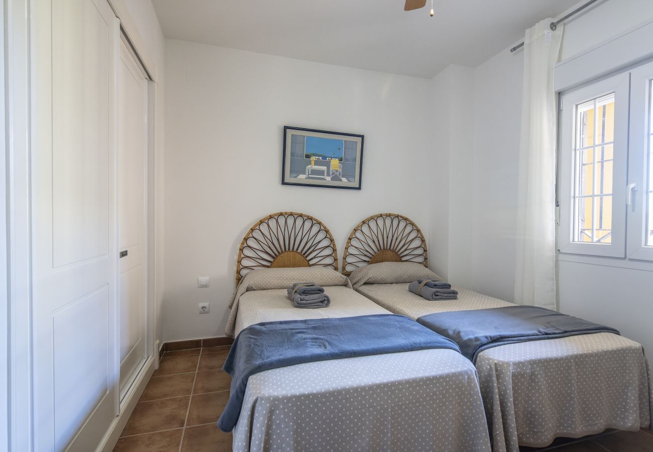 Apartamento em Isla Canela - Los Cisnes Penthouse - Haraganes Beach HLHC268P128