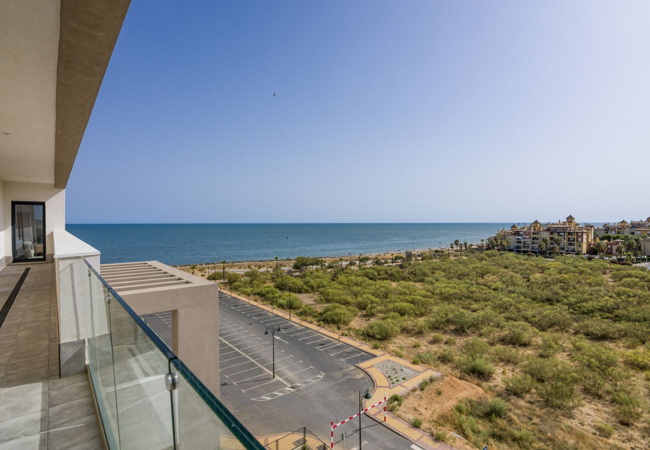 Apartamento em Isla Canela - Los Flamencos Penthouse by Ĥ - Haraganes Beach HLHF4501P43